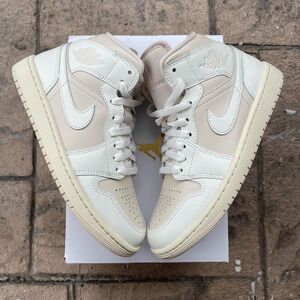 Jordan 1 Mid ‘Legend Light Brown’